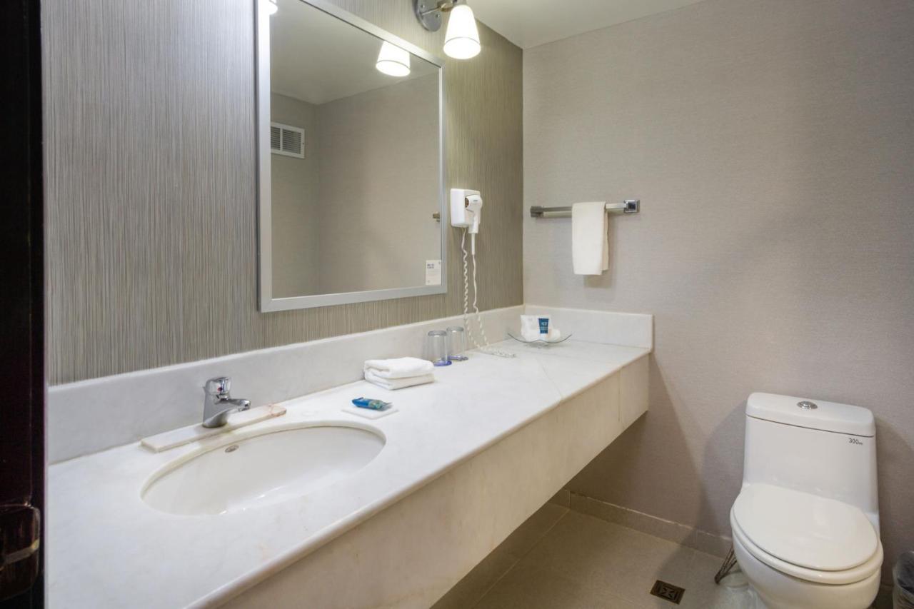 Four Points By Sheraton Saltillo Eksteriør billede