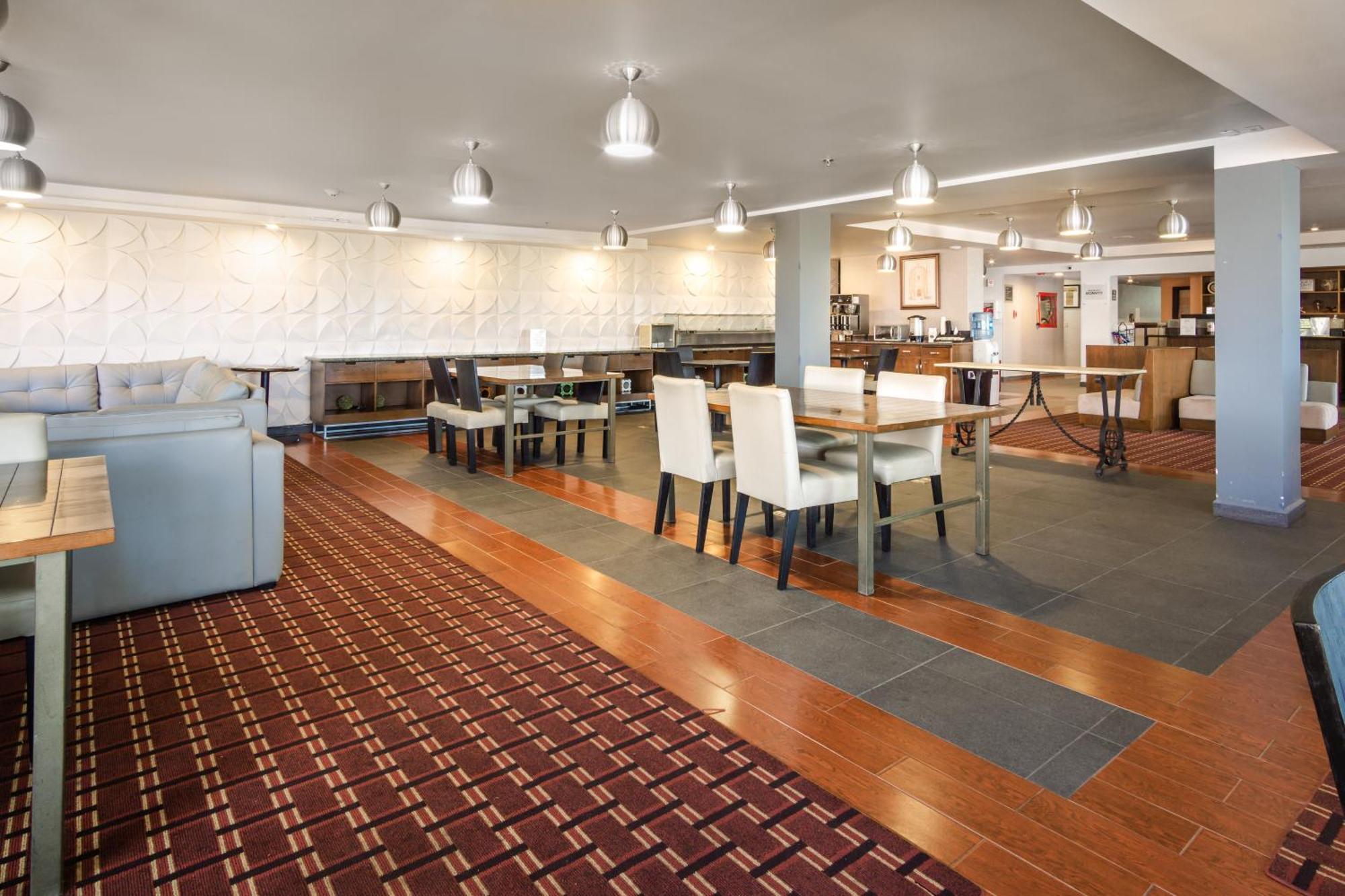 Four Points By Sheraton Saltillo Eksteriør billede