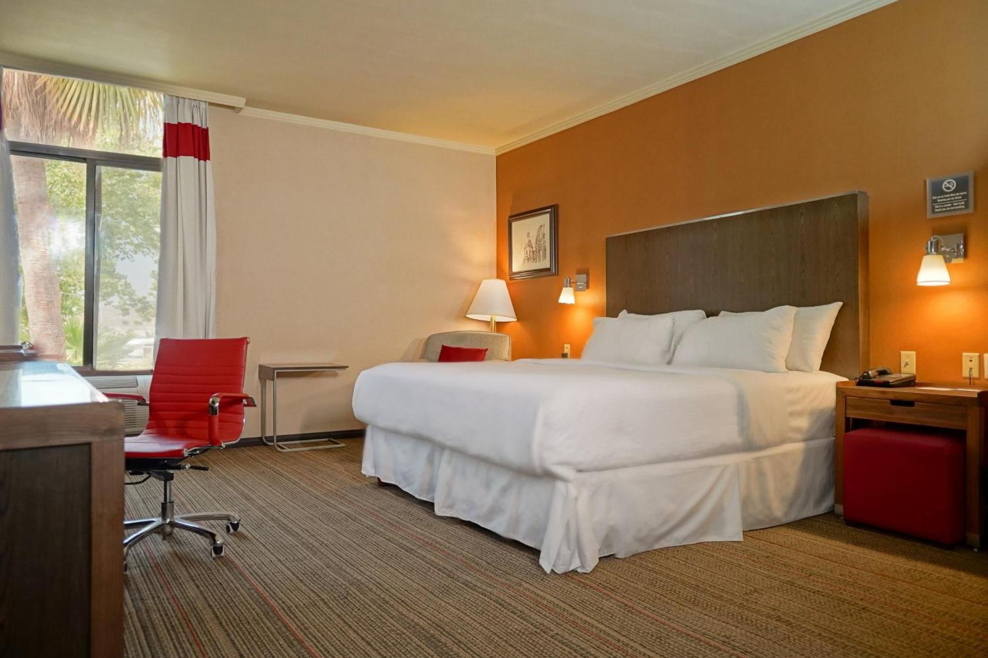 Four Points By Sheraton Saltillo Eksteriør billede
